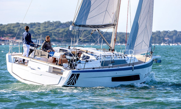 dufour 37 sailing